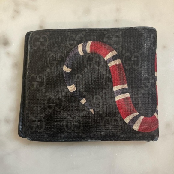 AUTHENTIC GUCCI Kingsnake Print GG Supreme Wallet, Black, GG Canvas. - Picture 2 of 4